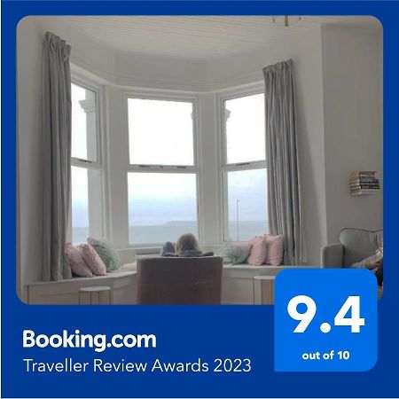Stunning 3 Bed Seafront Mansion Building Sleeps 6 Adults Or 8 With Kids Apartment Portrush Exterior foto