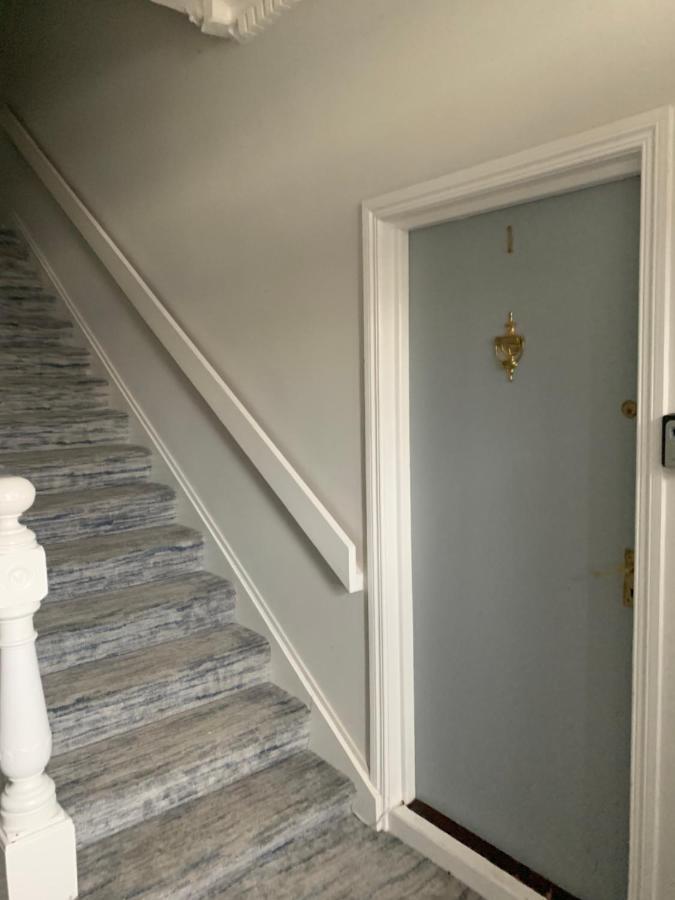 Stunning 3 Bed Seafront Mansion Building Sleeps 6 Adults Or 8 With Kids Apartment Portrush Exterior foto