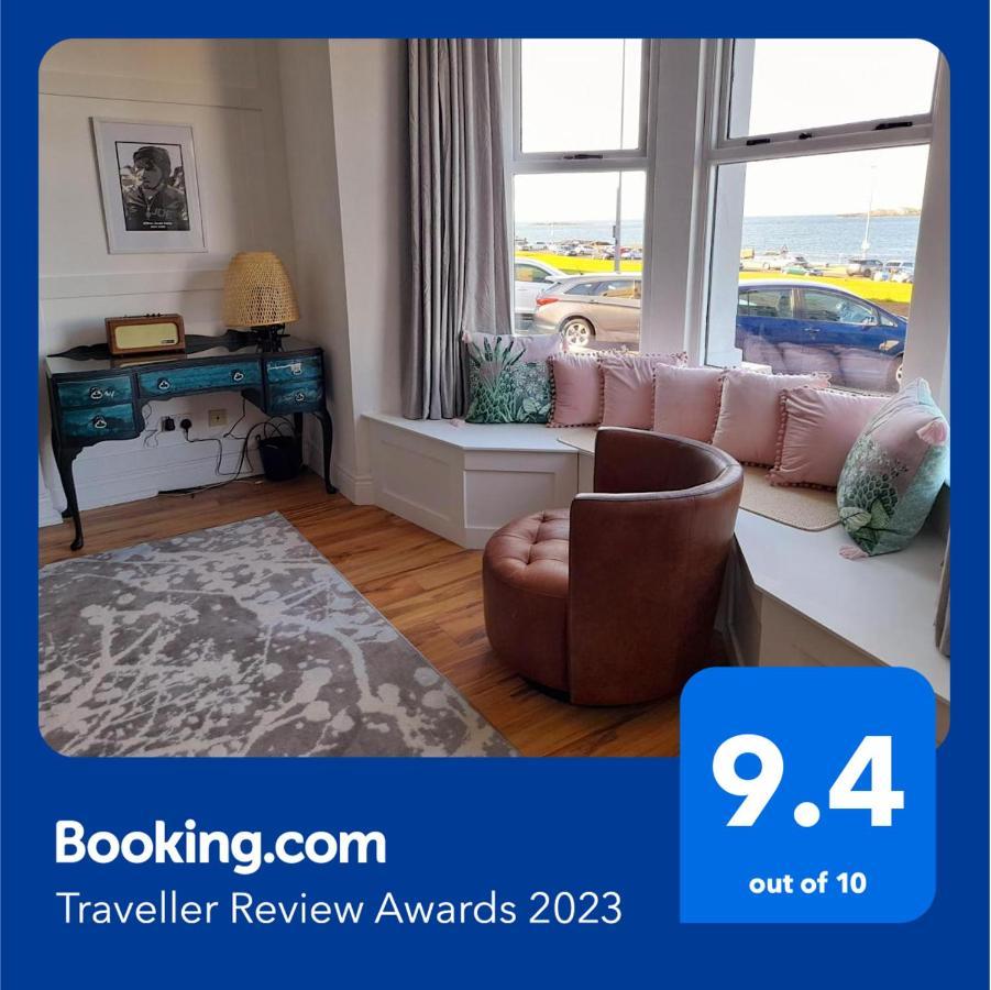 Stunning 3 Bed Seafront Mansion Building Sleeps 6 Adults Or 8 With Kids Apartment Portrush Exterior foto